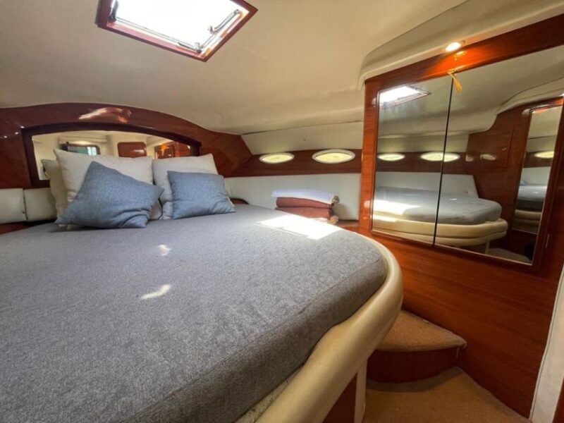 Cancun: Exclusive Sea Ray Express Bridge for 14 people - FAQ