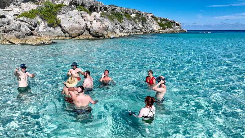 Cancun: Half Day Private Catamaran to Isla Mujeres - FAQs