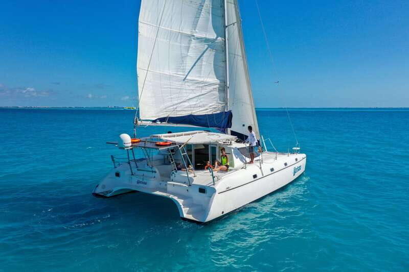 Cancun: Half Day Private Catamaran with Snorkeling. 25 guest - The experience on the water: what travelers say