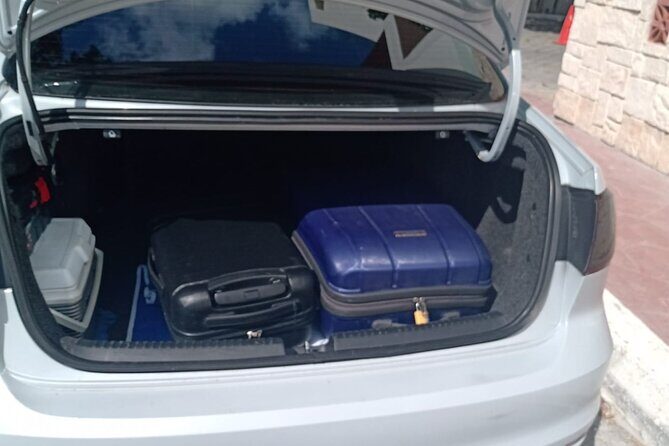 Cancun Int.Airport to The hotel zone cancun 1-3 passengers ROUNDTRIP - The Ride in Comfort