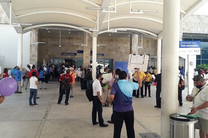 Cancun Int.Airport to The hotel zone cancun 1-3 passengers ROUNDTRIP - Why a Private Transfer Works