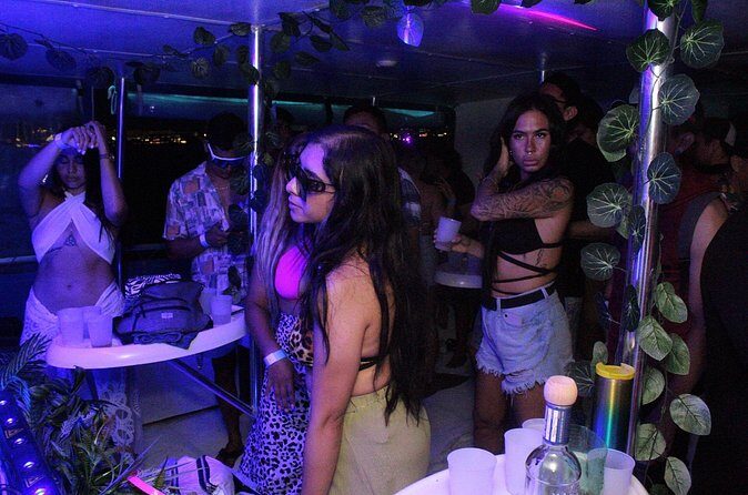 Cancun Night Party Boat - Who Will Love This Experience?