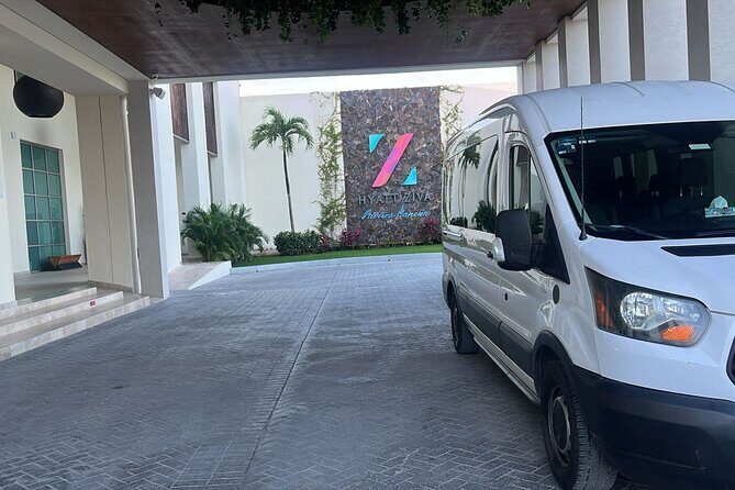 Cancun Private Airport Transfer  One Way & Round Trip Available - The Experience on the Ground