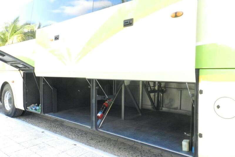 Cancun: Private Bus to Chichen Itza - An Overview of the Tour Experience