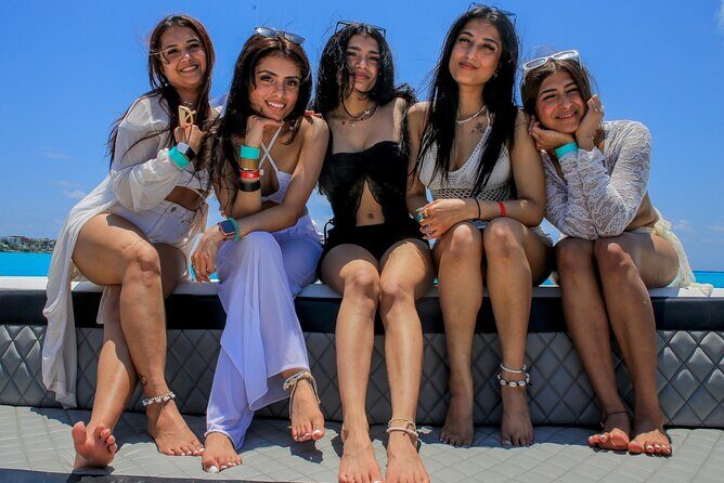 Cancún Private Catamaran to Isla Mujeres with Snorkeling & Lunch - FAQ