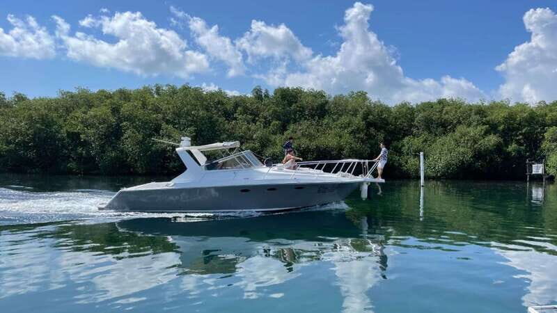 Cancún: Private Yacht Tour - Key Points