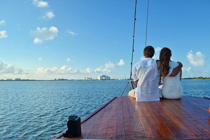 Cancun Romantic Lobster Dinner at Lagoon (sunset and night) - Frequently Asked Questions