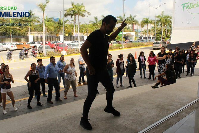 Cancun Salsa or Bachata Dance lesson from Cancun Playa del Carmen Riviera Maya - Introduction: A Dance Lesson with a Genuine Local Touch