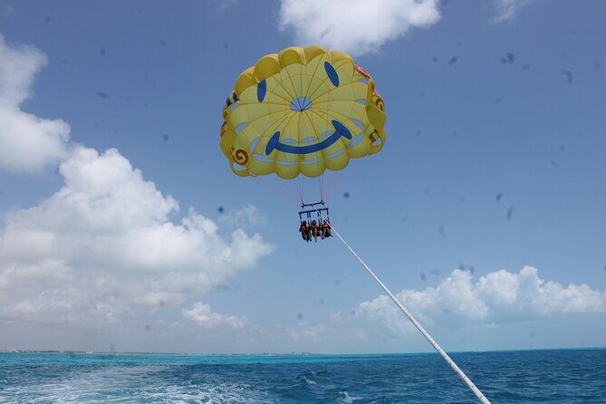 Cancun Speed Boat, Parasailing and Dolphin Beach with Transport - Exploring the Itinerary in Detail