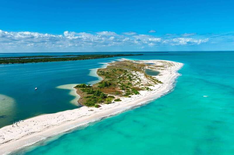 Cancun: Speedboat tour to a Virgin Beach - The Speedboat Experience: Power, Control, and Views