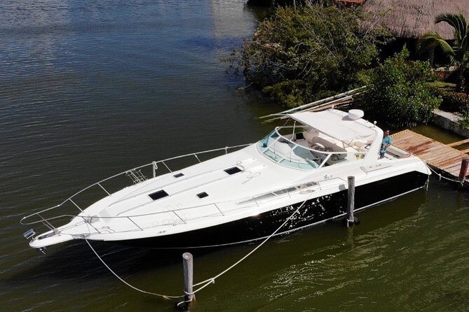 Cancun yachts rental BEATIFUL YACHT 46FT, 15 PAX MAX 25P6 - Frequently Asked Questions