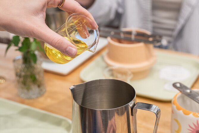 Candle Pouring Workshop at Paddywax Candle Bar Houston - Key Points