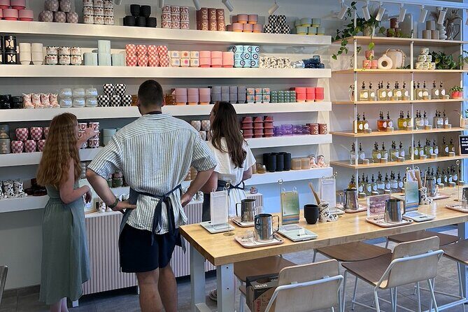 Candle Pouring Workshop at Paddywax Candle Bar Reston - Key Points
