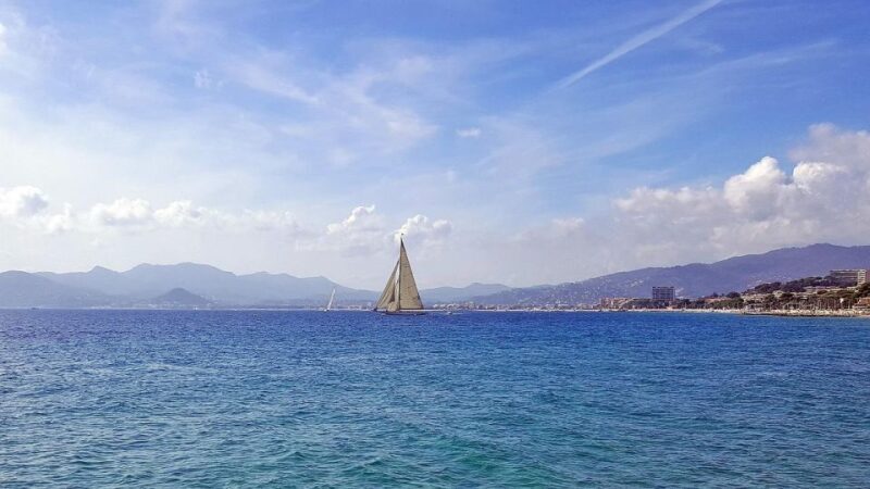 Cannes: Capture the most Photogenic Spots with a Local - FAQ