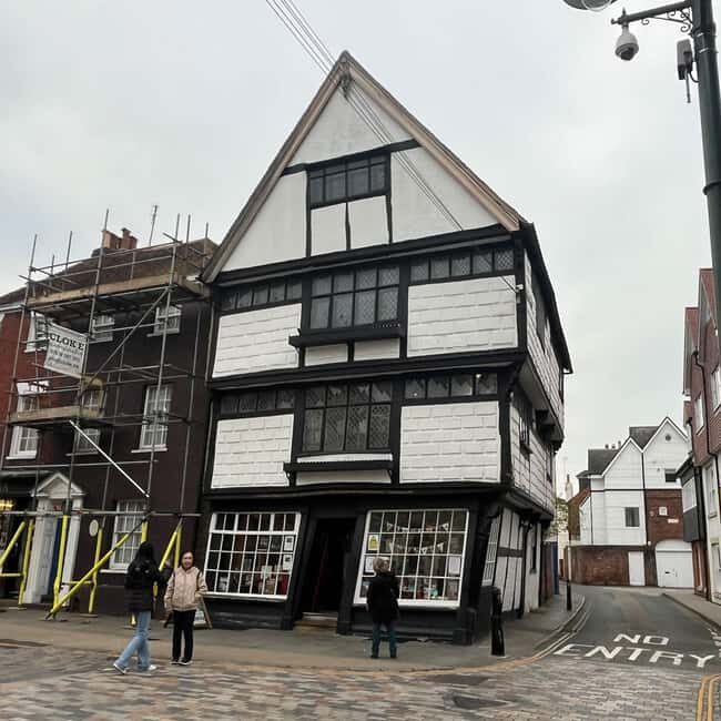 Canterbury: Private 2hr Walking Tour with Green Badge Guide - An In-Depth Look at the Tour