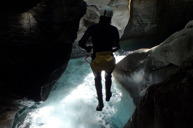 Canyon Aventure in the Ossau valley in Laruns (64440) - An In-Depth Look at the Canyon Aventure Tour