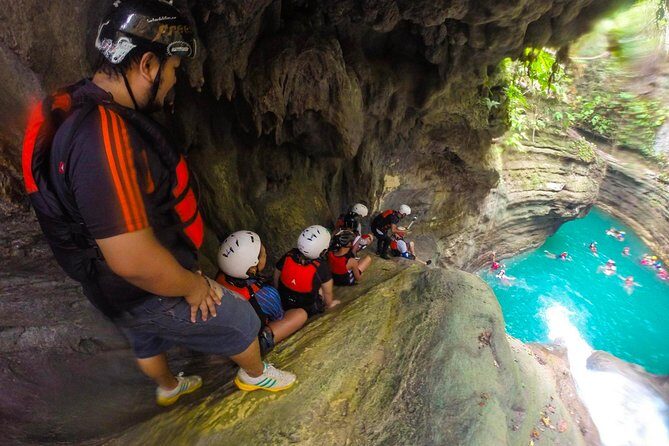 Canyoneering in Kawasan Badian Tour with Lunch & Transportation - How the Experience Reflects the Reviews