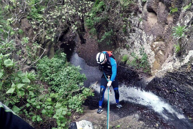 CANYONING aquatic and fun route in Gran Canaria - Key Points