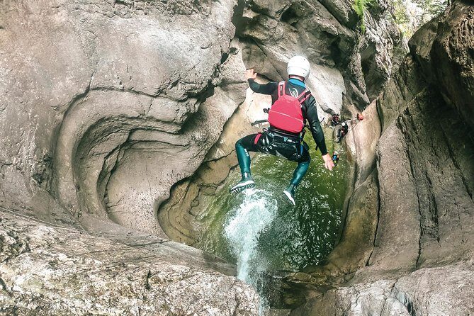Canyoning Chli Schliere with OUTDOOR (Advanced) - Exploring the Canyoning Chli Schliere with OUTDOOR: An In-Depth Review