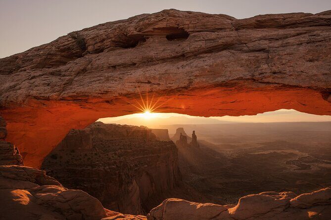 Canyonlands Full Day Private Tour and Hike - Detailed Overview of the Canyonlands Full Day Tour and Hike