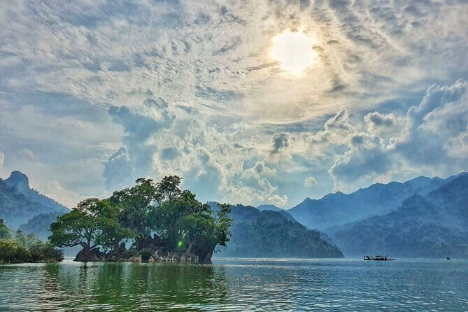 Cao Bang Trekking and Motorbiking Tour 3D2N - In-Depth Look at the Cao Bang Trekking and Motorbiking Tour