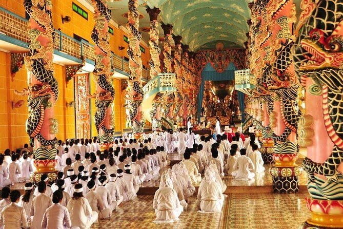 Cao Dai Temple and Cu Chi Tunnels Day Tour from Ho Chi Minh City - Key Points