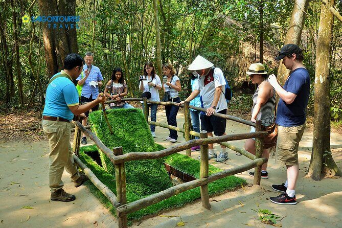 Cao Dai Temple - Cu Chi Tunnels full day trip - Transportation and Group Size