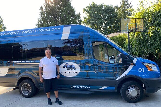 Capilano Canyon Lights Evening Tour Christmas Magic Awaits - Who Will Love This Tour?