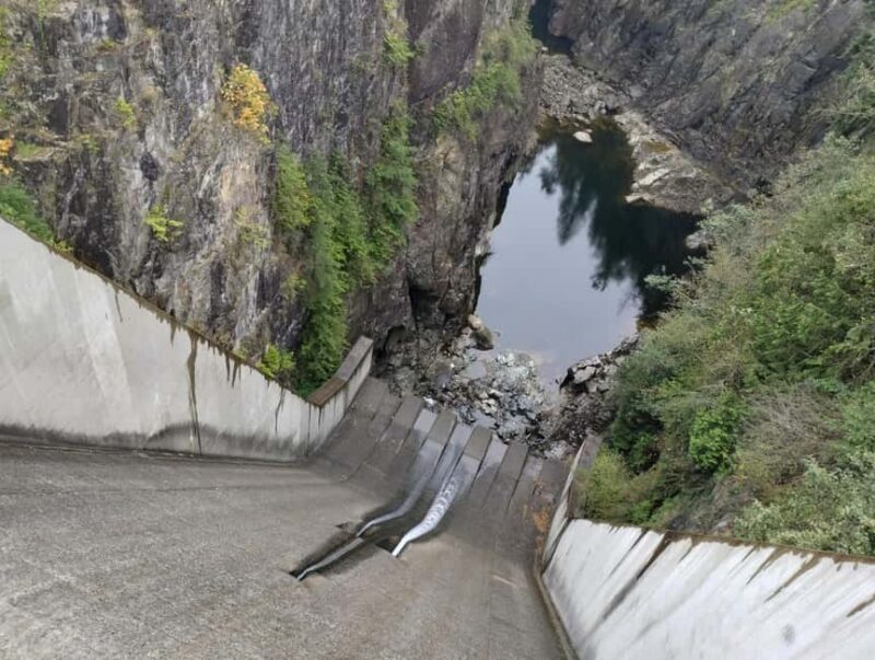 Capilano Suspension Br+Lake+Dam+Hachery/4in1/CAR/Small GROUP - A Closer Look at the Itinerary