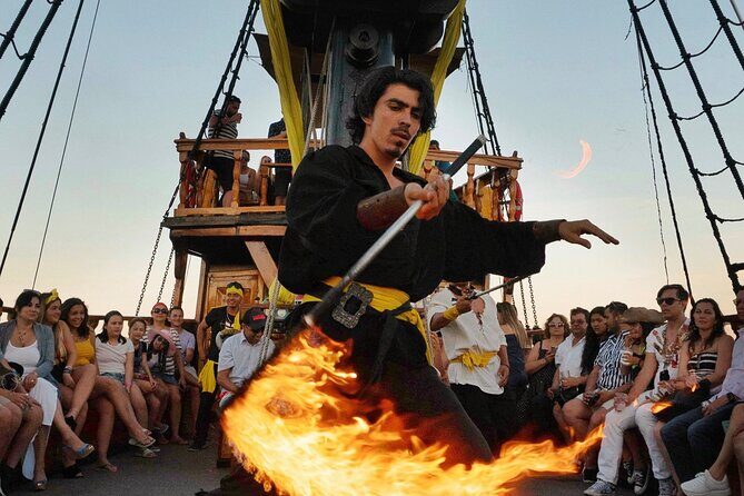 Capitan Hook, Pirates Show and Ship Dinner at Cancun - The Experience: A Closer Look at the Cancun Pirate Cruise