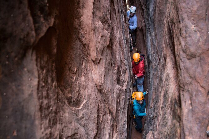 Capitol Reef National Park Canyoneering Adventure - Key Points