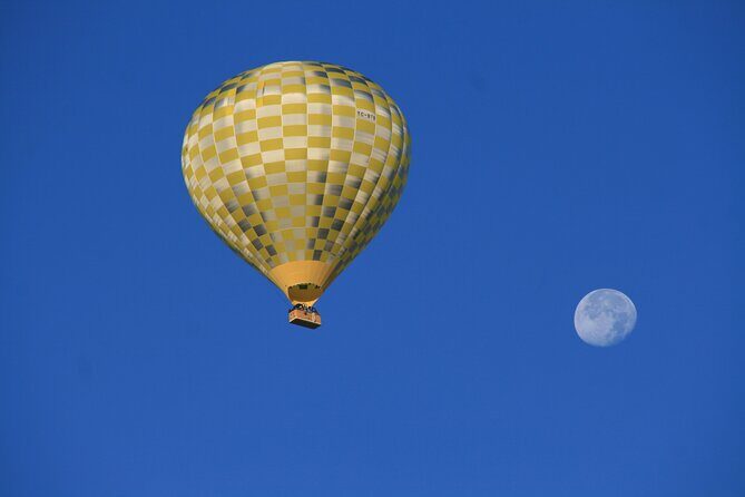 Cappadocia Balloon Ride with Breakfast, Champagne and Transfers - Practical Tips for Potential Flyers