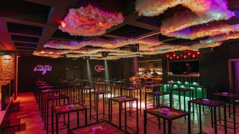 Cappadocia: Guided Bar Crawl with Hotel Pickup and Snack - Who Is This Tour Best For?