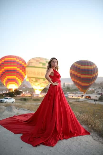 Cappadocia: Photoshooting with Flying Dresses - The Setup and Initial Contact