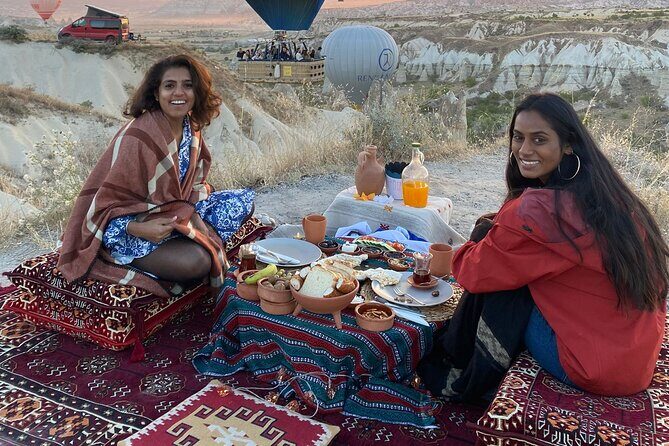 Cappadocia Sunrise Breakfast With Hot Air Balloons - What to Expect from the Tour