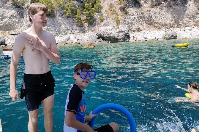 Capri all inclusive Private boat Tour with City Visit - FAQ