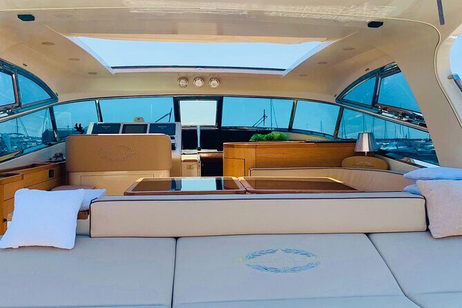 Capri & Amalfi Coast Luxury Tour on MAGNUM 53 Sport - Capri and Its Iconic Sights