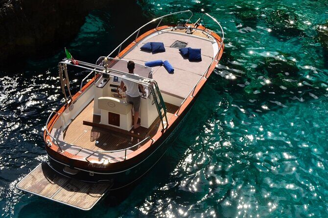 Capri boat excursion - Who Will Love This Tour?