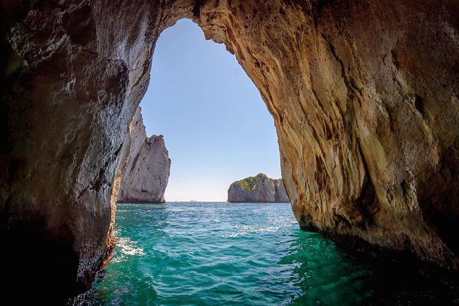 Capri Boat Tour from Sorrento: Swim, Grottos & Light Lunch - In Summary