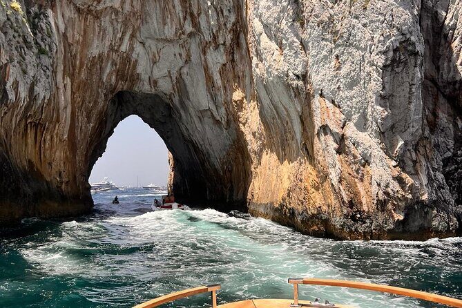 Capri Boat Tour Shared with Local Captain - A Closer Look at the Tour Experience