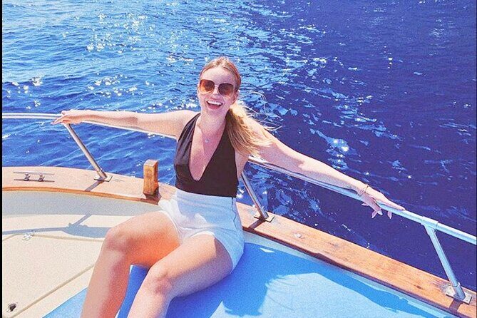 Capri enjoy the Dolce Vita by boat for 4 unforgettable hours! - FAQ