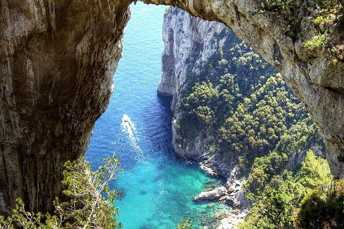 Capri Guided Day Trip from Rome: Ferry & Blue Grotto - The Blue Grotto Experience