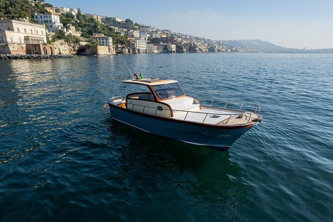 Capri Island in Private Luxury 40 feet Speedboat from Sorrento, Positano, Amalfi, Ravello - An In-Depth Look at the Experience