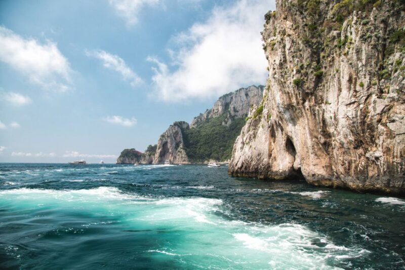 Capri: Island Sightseeing Tour with Blue Grotto Stop - The Sum Up