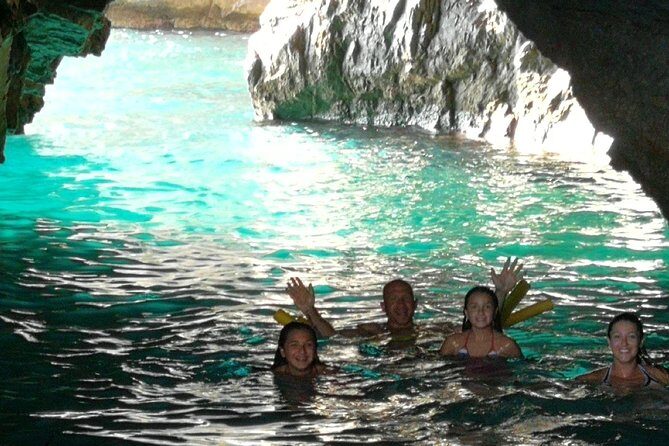 Capri luxury boat experience PLUS - What’s Included and What to Keep in Mind