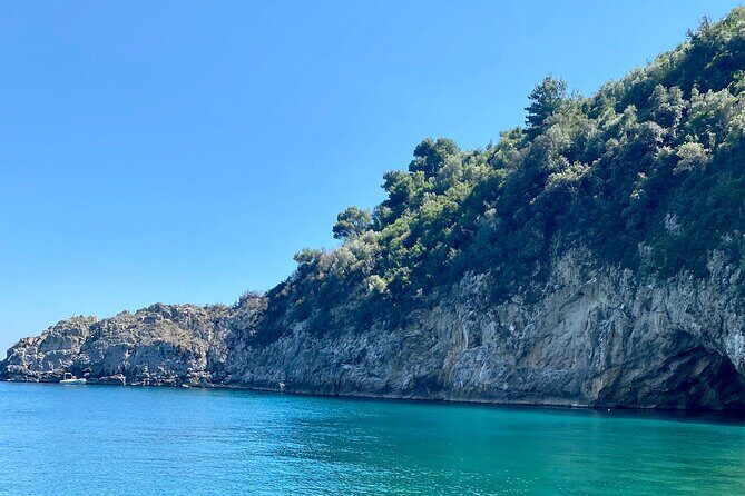 Capri-Positano Private Yacht tour from Sorrento,Positano or Capri - The Sum Up