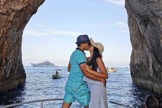Capri private boat day - Key Points