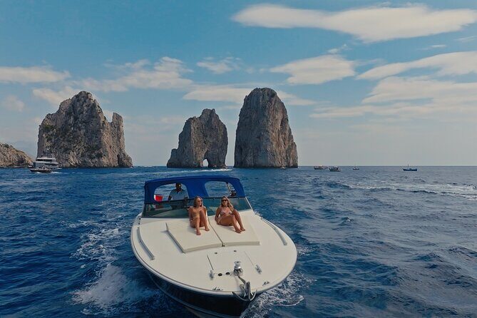 Capri Private luxury Boat Tour - Exploring Capri in Style: What to Expect