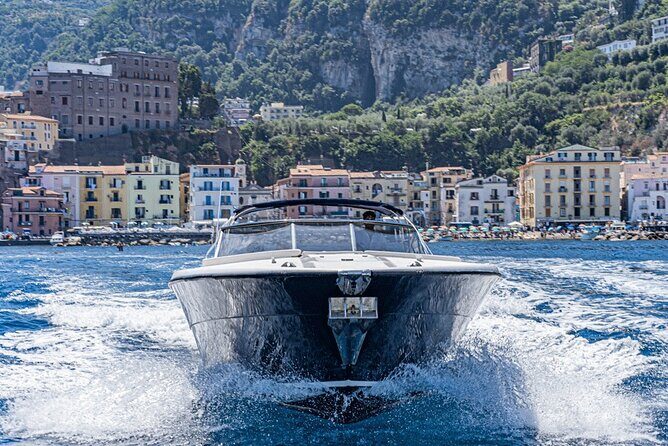 Capri Private Yacht Transfert from Sorrento, Naples & Positano - An Overview of the Private Yacht Transfer