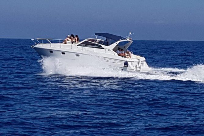 Capri: Shared boat tour from Sorrento - 7 hours - Who Should Book This Tour?